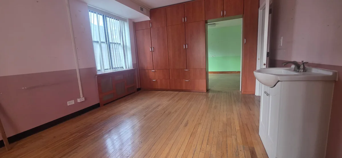 Prime Commercial Space on Queens Boulevard, 168 sqm, retail activation, pop-up rental, third interior view
