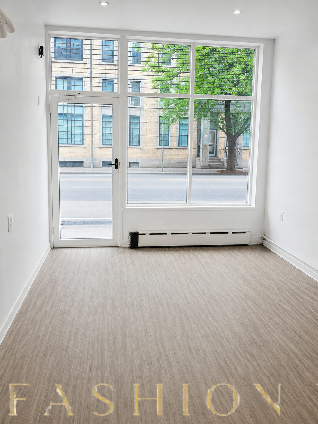 Prime Commercial Space with Essential Amenities, 44 sqm, retail activation, pop-up rental in Brooklyn, interior view