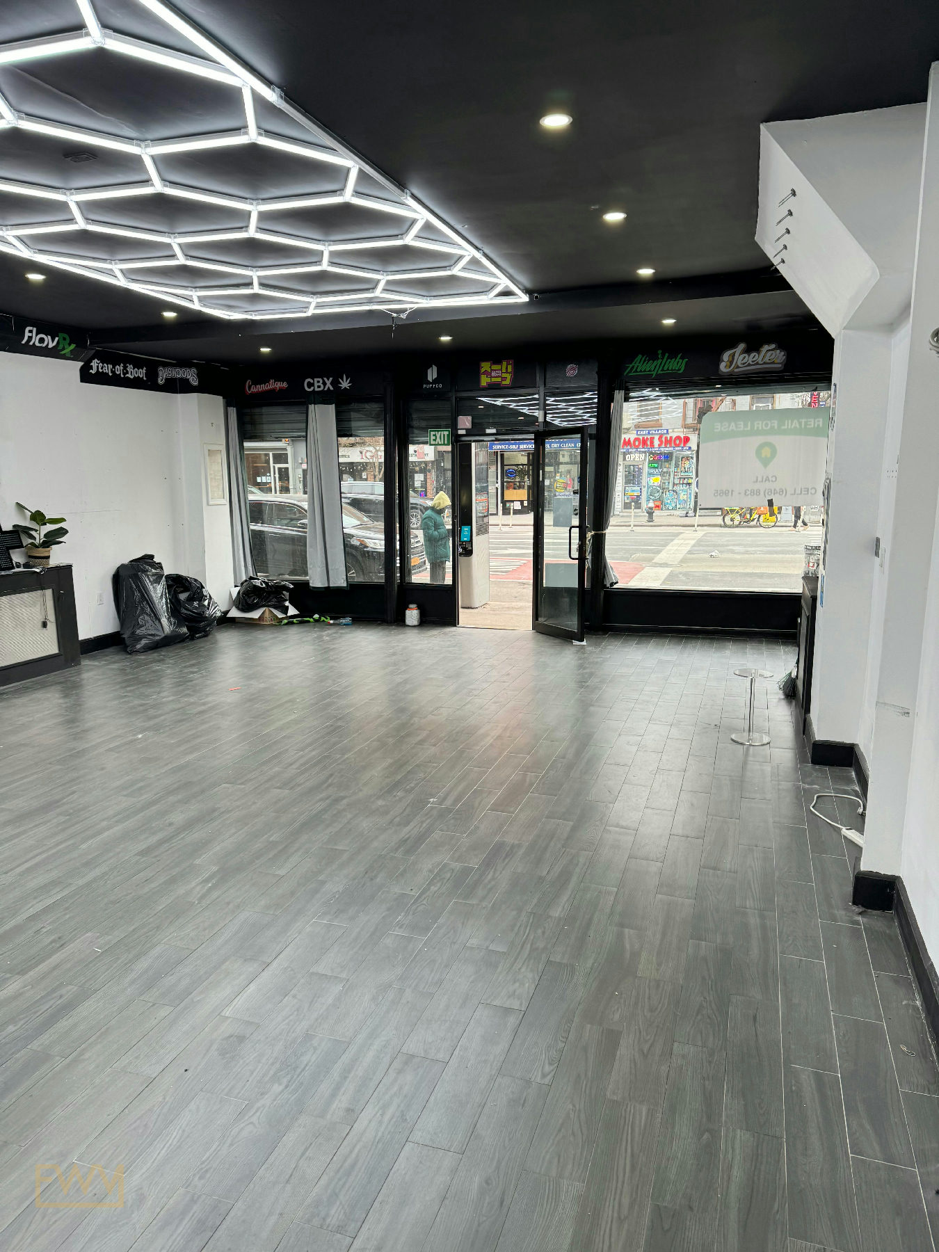 Prime East Village Pop-Up Space, 139 sqm, pop up store in New York