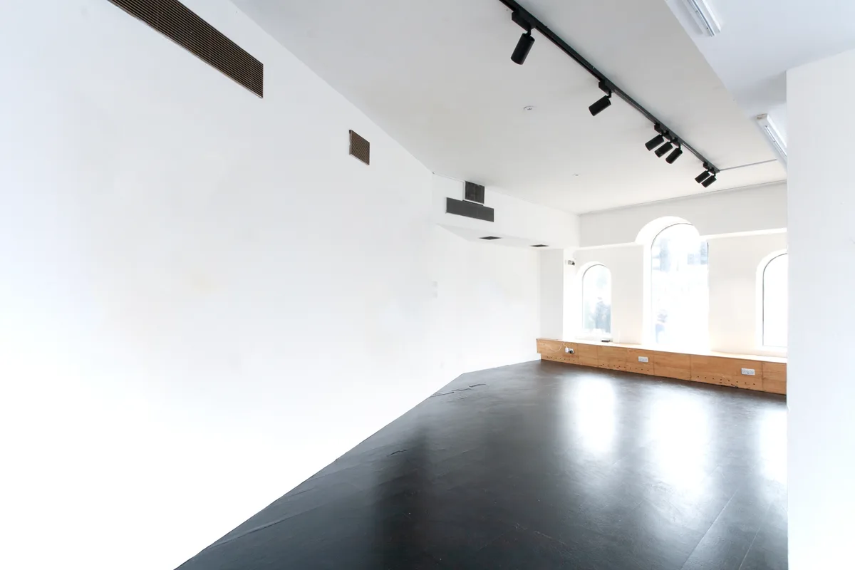 Prime Gallery Space Near Chalk Farm Station, 65 sqm, art exhibition, pop-up rental in Greater London, additional interior vi…