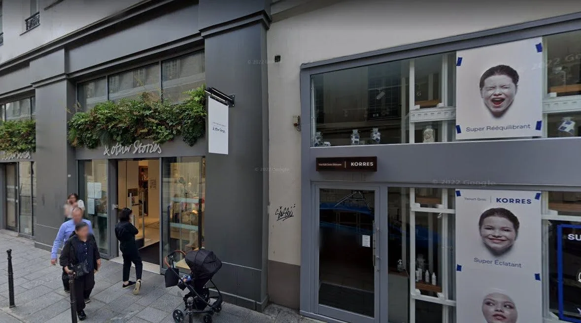 Prime Location Boutique in Marais, Paris — 2