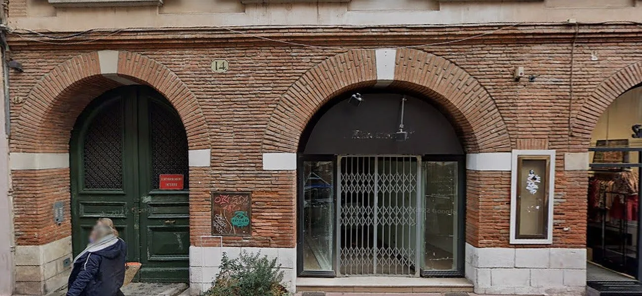Prime Location Boutique on Rue de la Pomme, Toulouse