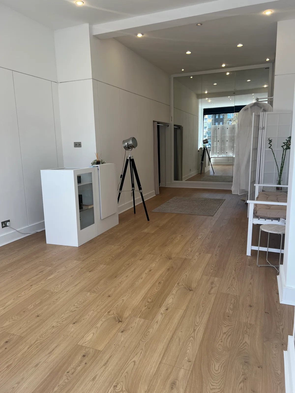 Prime Notting Hill Boutique Space for Short-Term Events, pop up store in London, second interior view