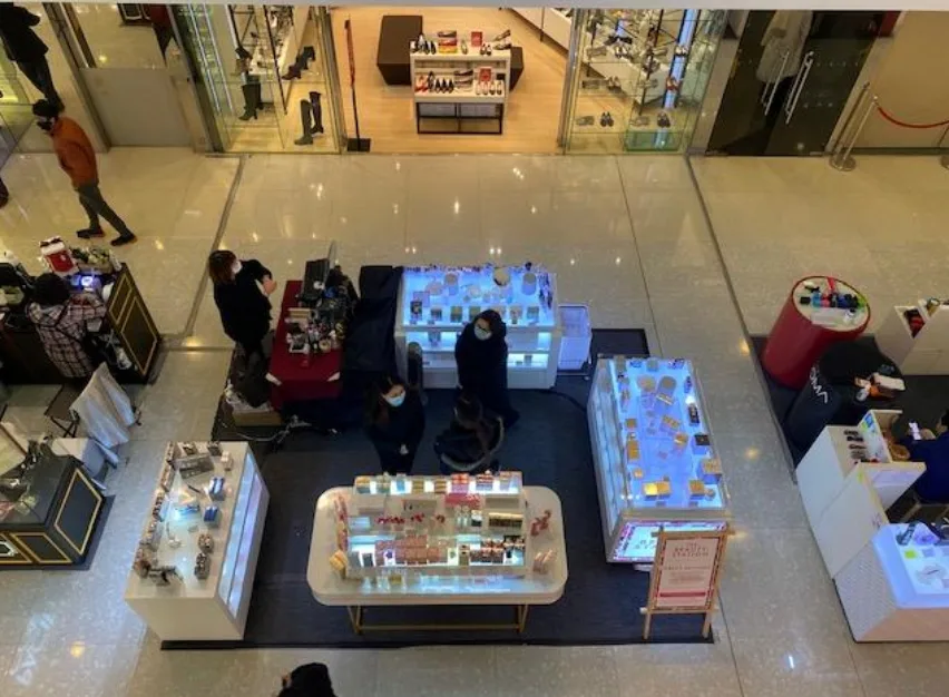 Prime Promotion Kiosk in Central Shopping Mall, 12 sqm, pop up store in Hong Kong