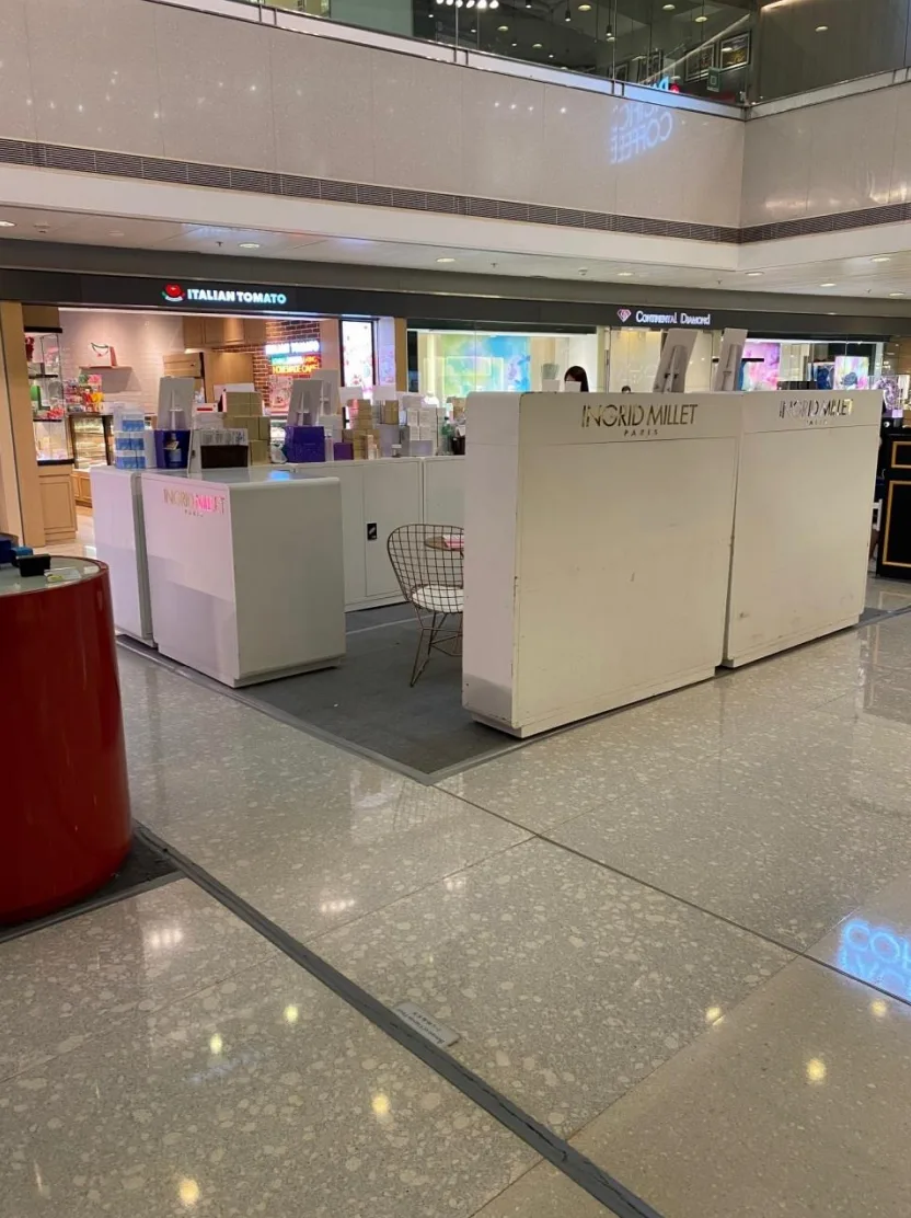 Prime Promotion Kiosk in Central Shopping Mall, 12 sqm, pop up store in Hong Kong, second interior view