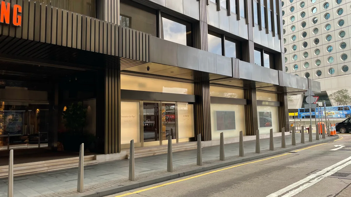 Prime Retail Space in Central - 2,341 sq ft, 218 sqm, art exhibition, pop-up rental in Hong Kong