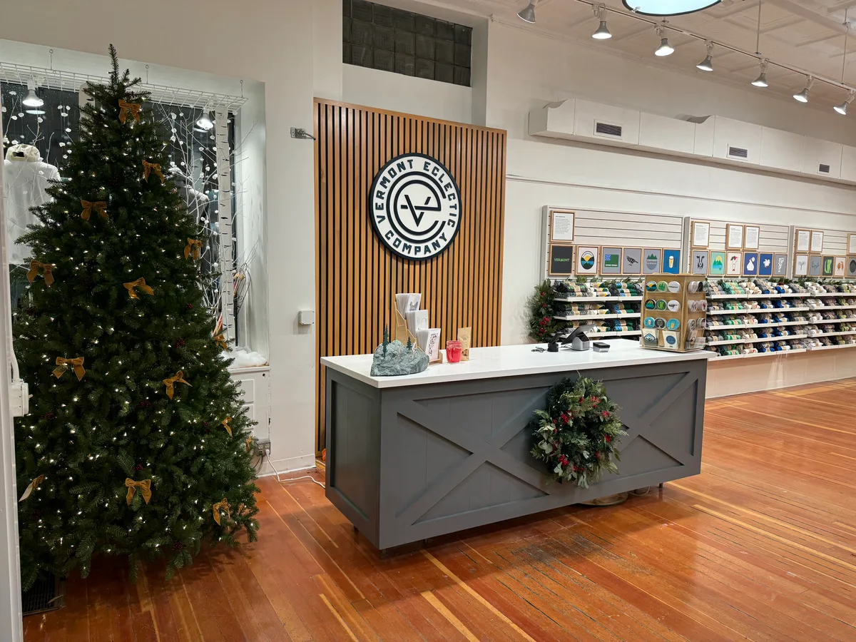 Prime Retail Space on Church Street Marketplace, 104 sqm, pop up store in Burlington