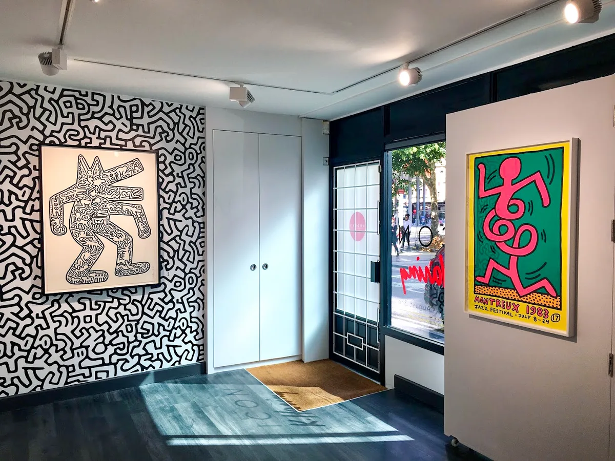 Prime Retail Space on Great Portland Street, Fitzrovia, 144 sqm, pop up store in London, interior view