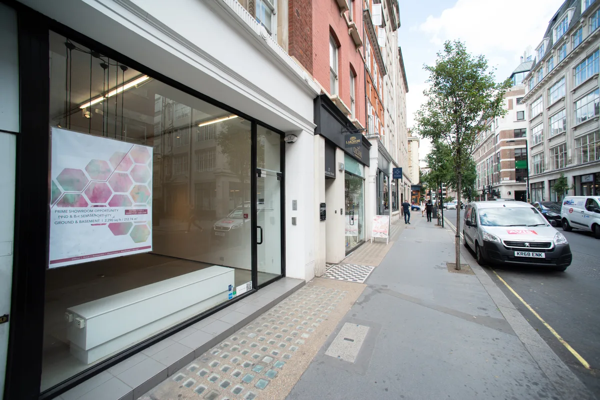 Prime Showroom Space Available in Fitzrovia, 213 sqm, pop up store in London