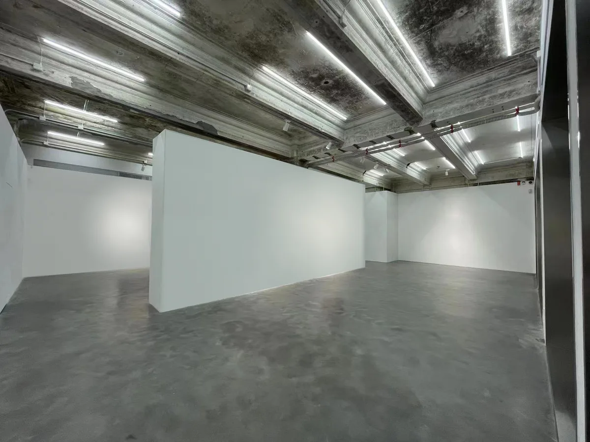Prime Street-Level Space in Historic Bund Area, 300 sqm, workshop, pop-up rental in Huangpu Qu, interior view