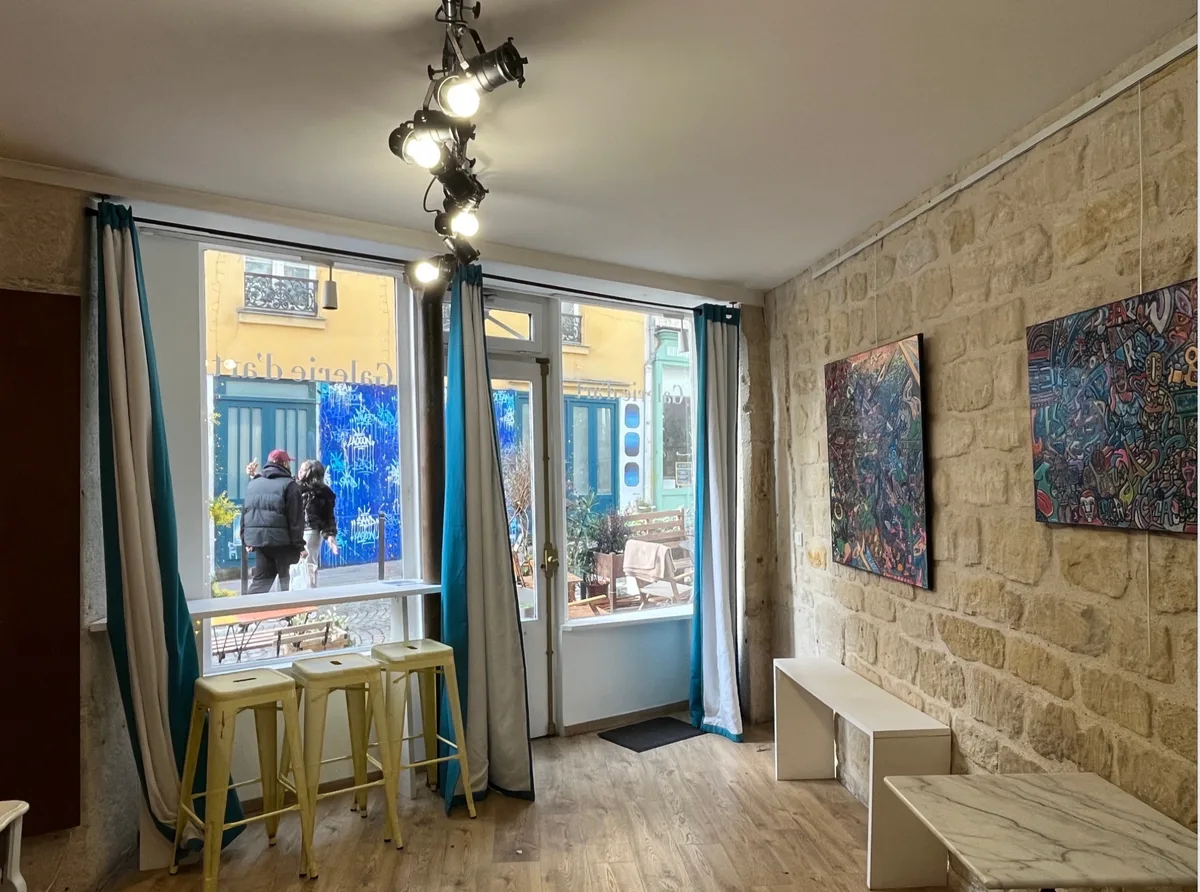 Prime Street-Level Space in Iconic Montmartre, 24 sqm, pop up store in Paris, third interior view
