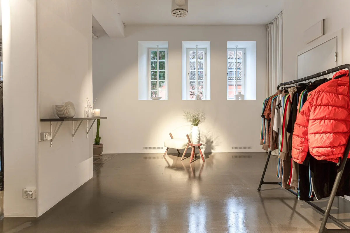 Prime White Box Space for Gallery or Pop-Up Shop, 67 sqm, pop up store in Centrum, third interior view