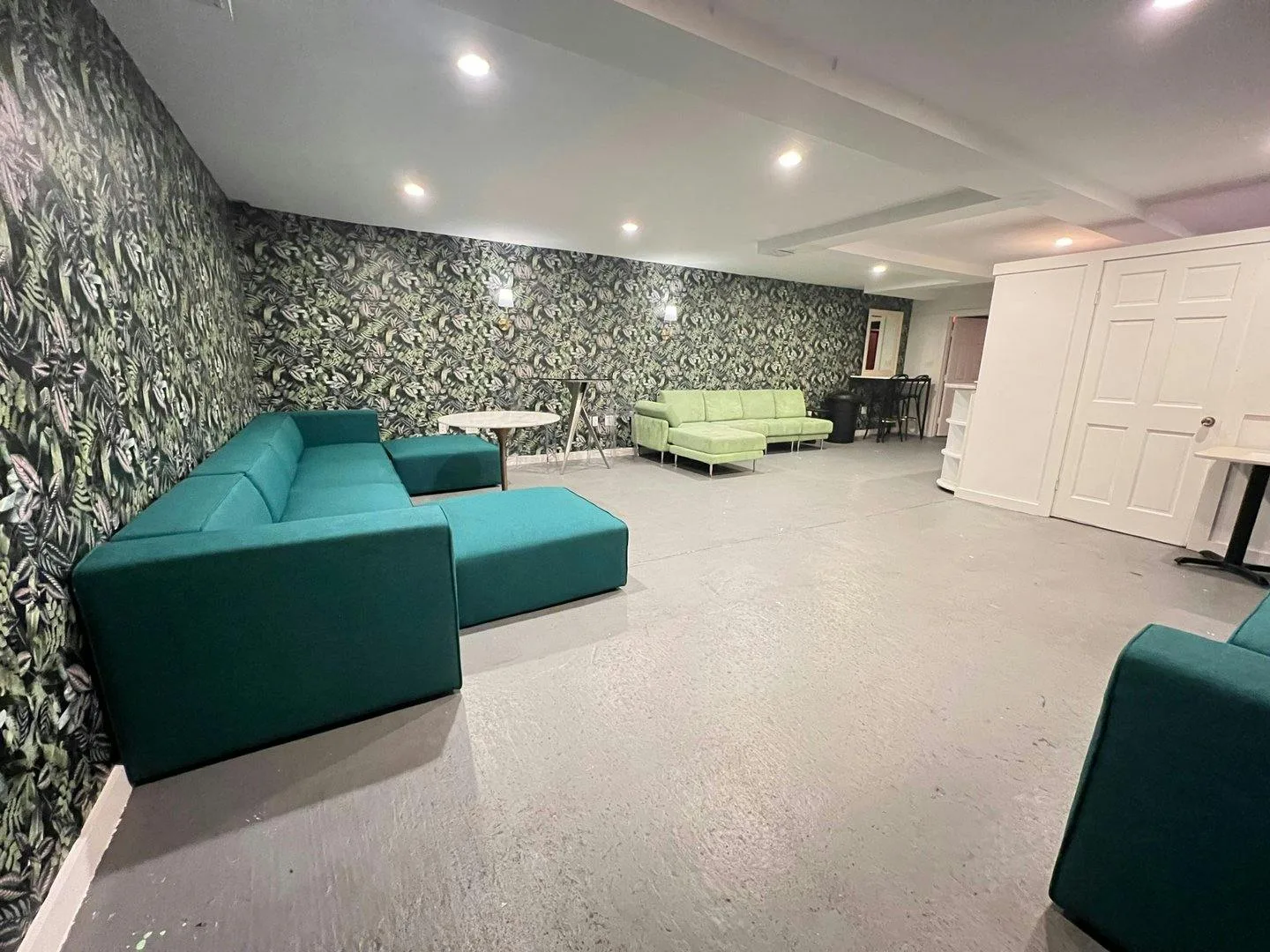 Private 1,000 Sq Ft Gallery Lounge in Brooklyn