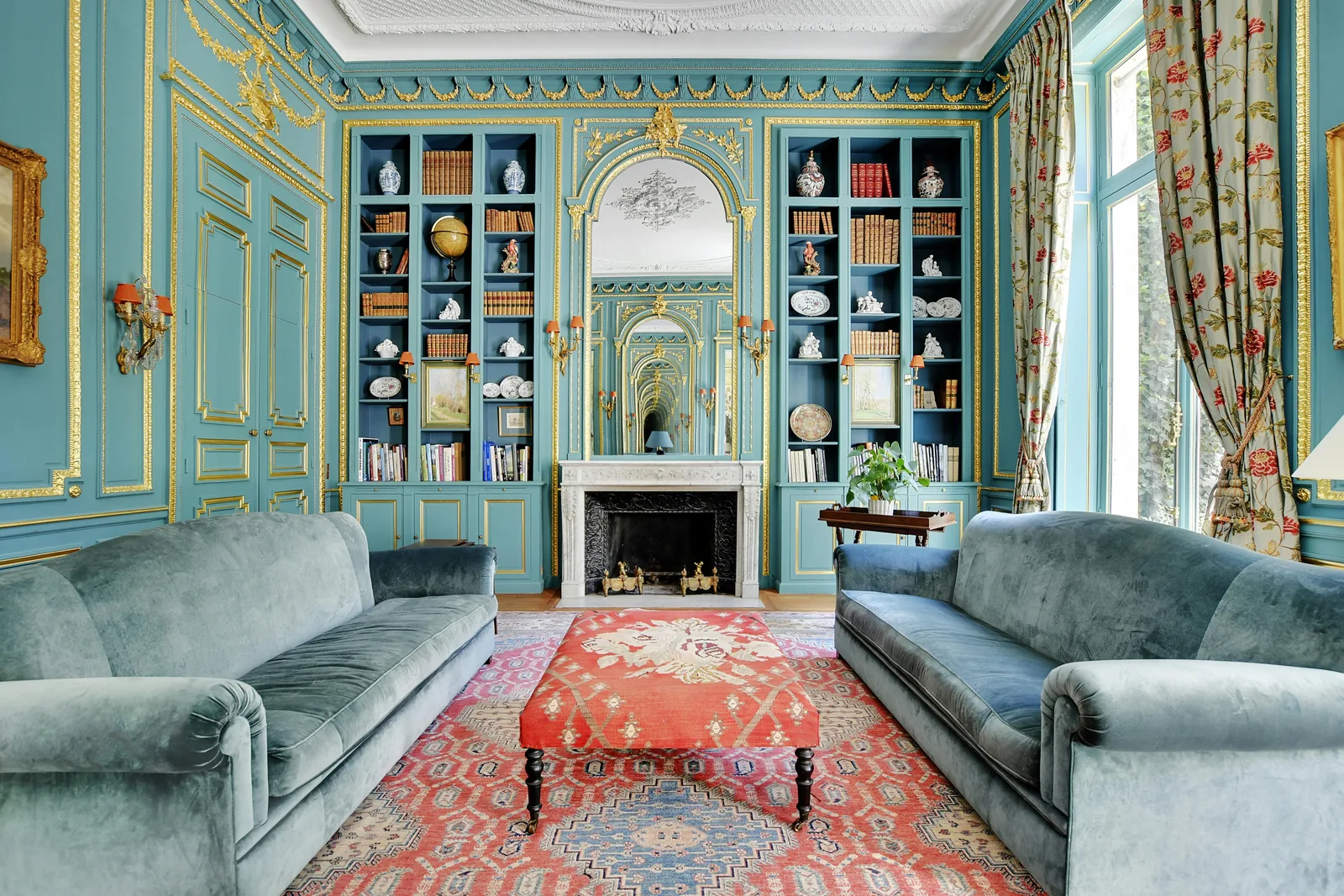 Private Mansion in Saint-Germain-des-Prés, Paris — 2
