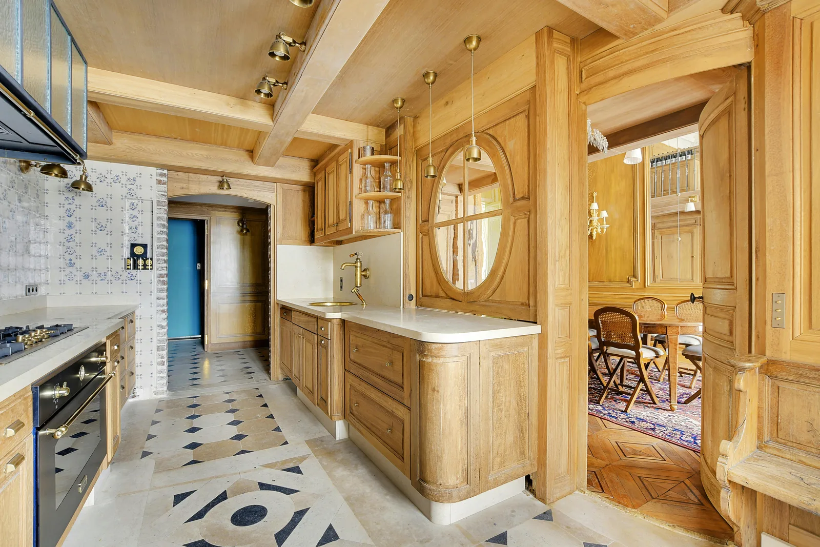 Private Mansion in Saint-Germain-des-Prés, Paris — 4