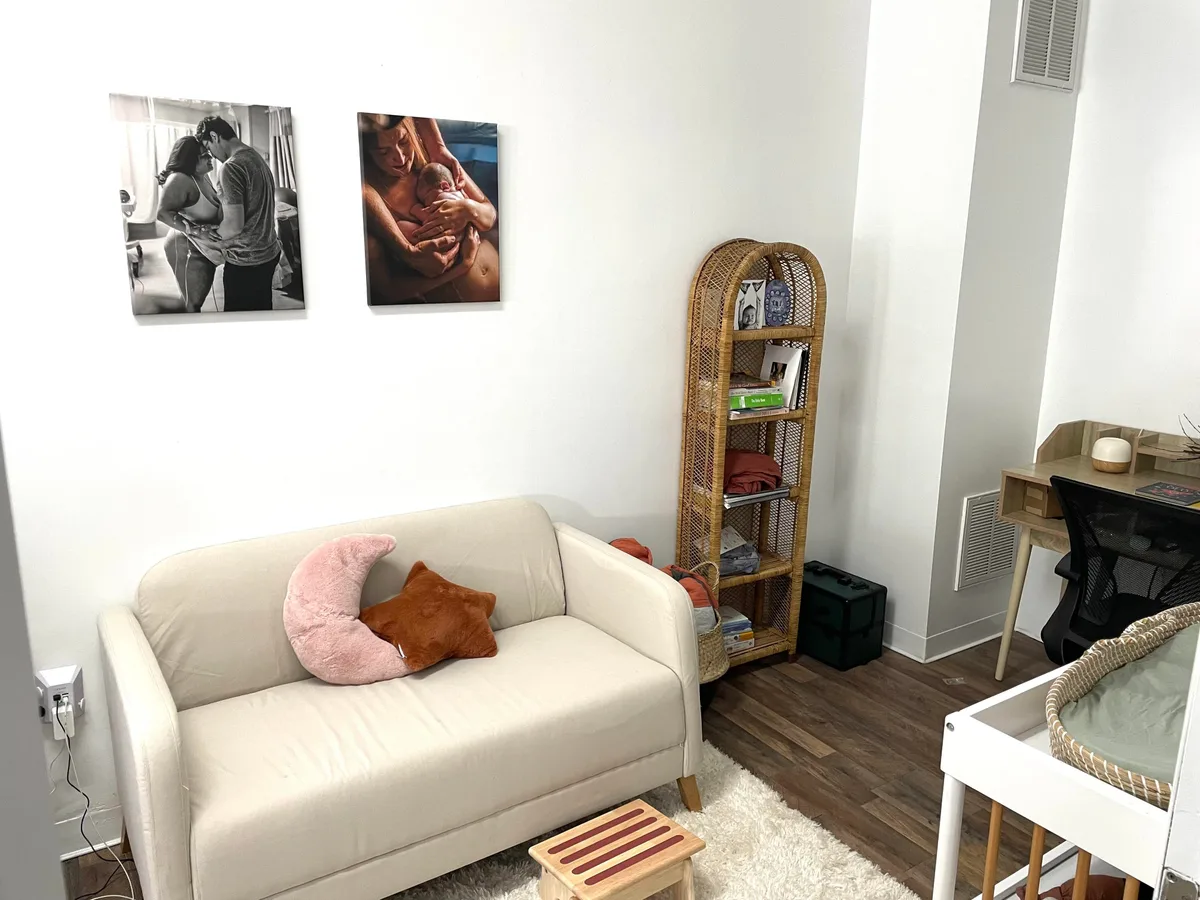 Private Office Space in Maternity and Baby Boutique, 28 sqm, private event, pop-up rental in New Windsor, third interior view