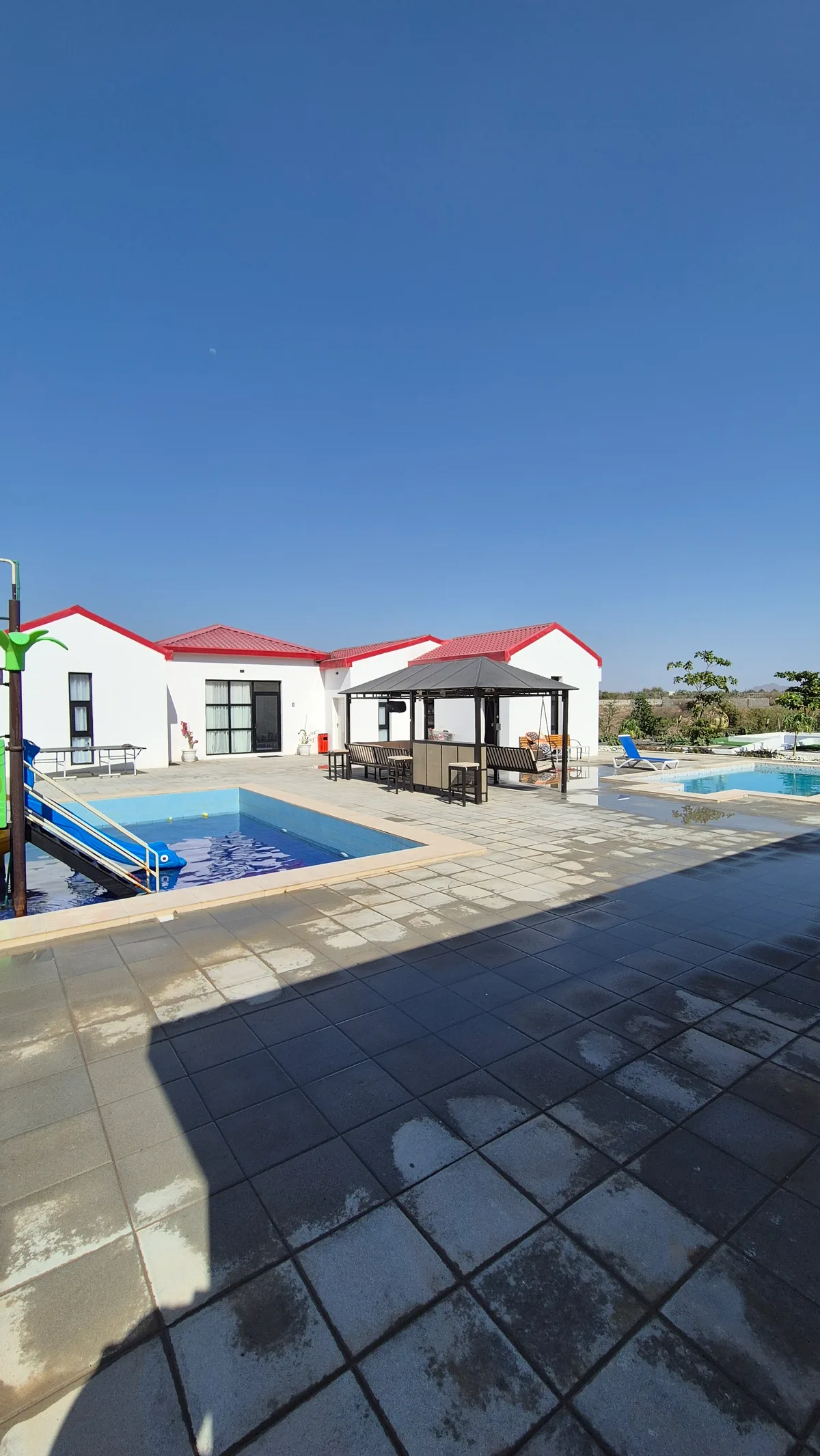 Private Resort for Groups, Retreats, and Celebrations, 1000 sqm, retail activation, pop-up rental in Hatta