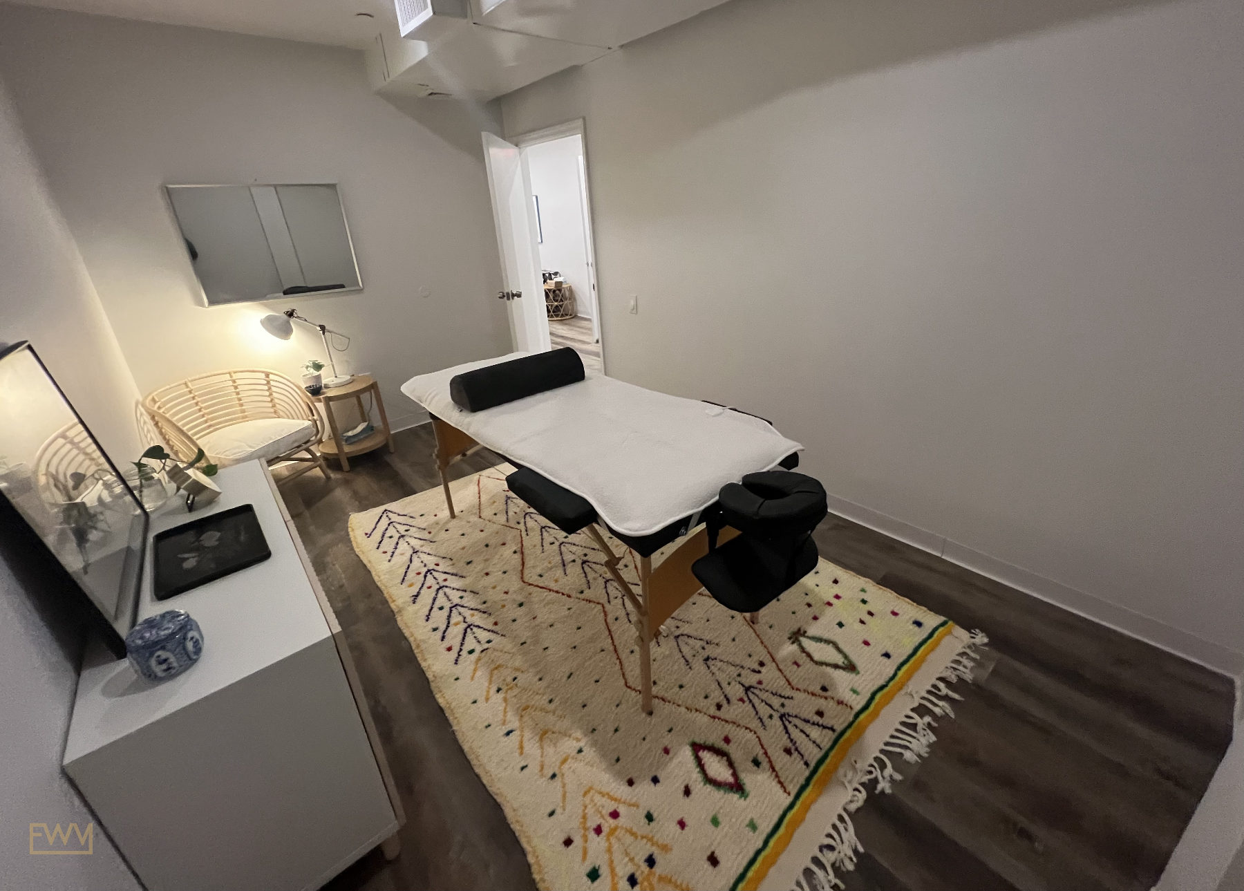 Private Therapy and Massage Rooms for Rent in Williamsburg, 28 sqm, networking event, pop-up rental in Brooklyn, third inter…