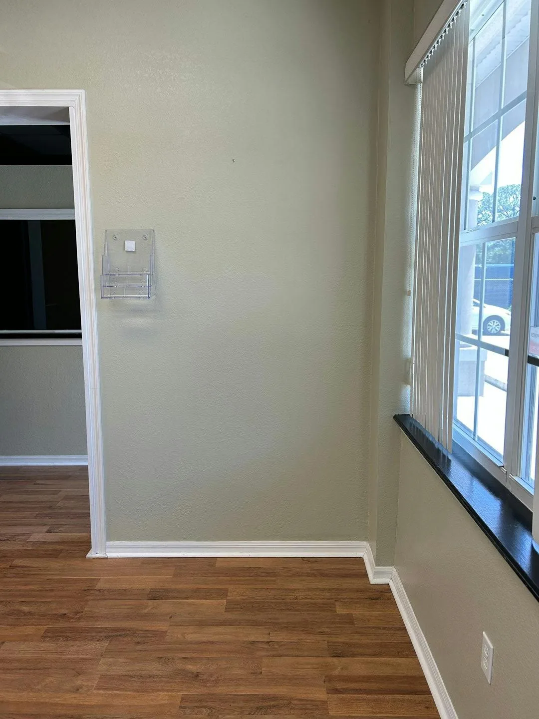 Professional 800 Sq Ft Office and Showroom in Titusville — 4