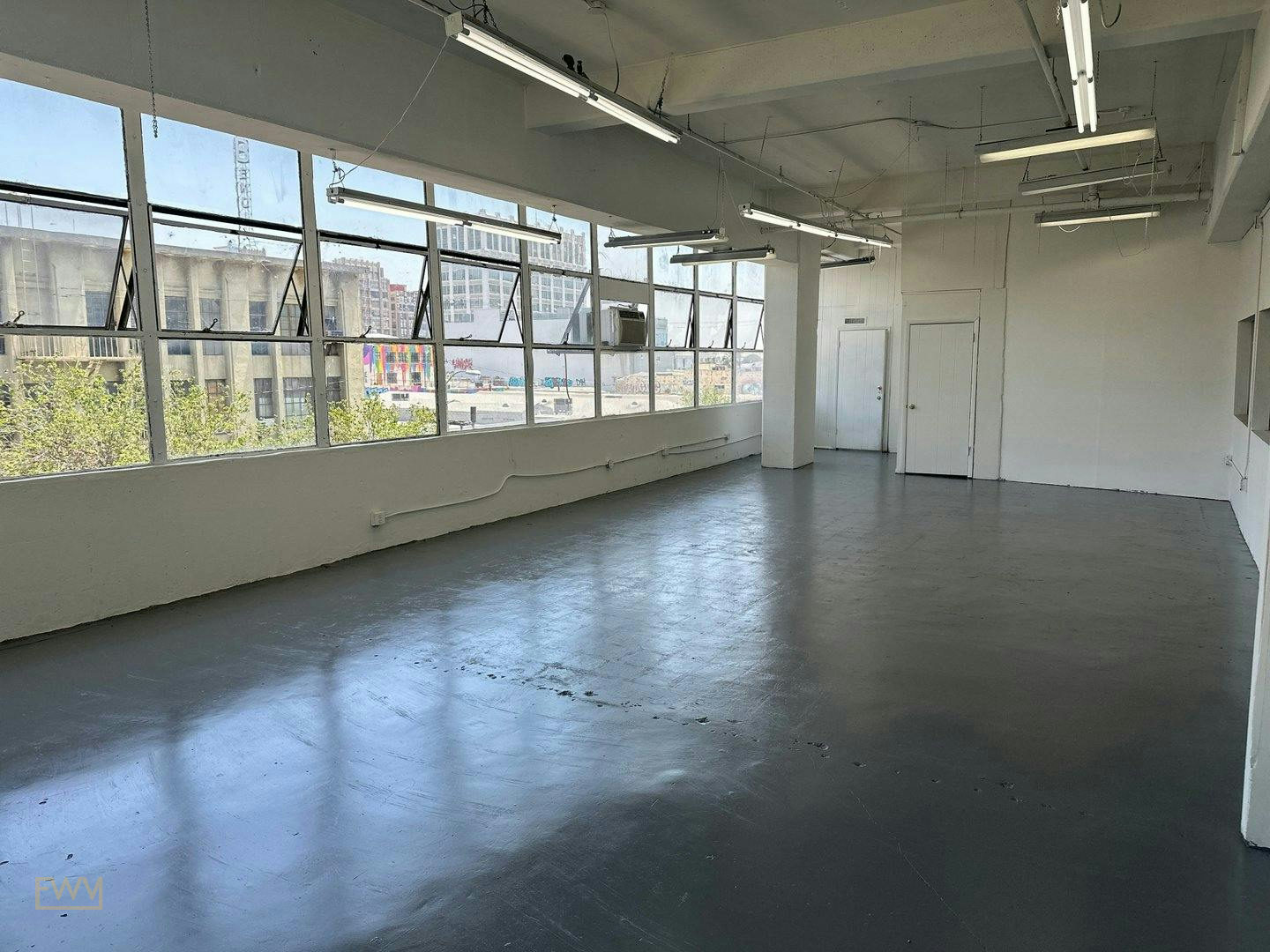 Professional Office Space in South Los Angeles, 84 sqm, photo shoot, pop-up rental