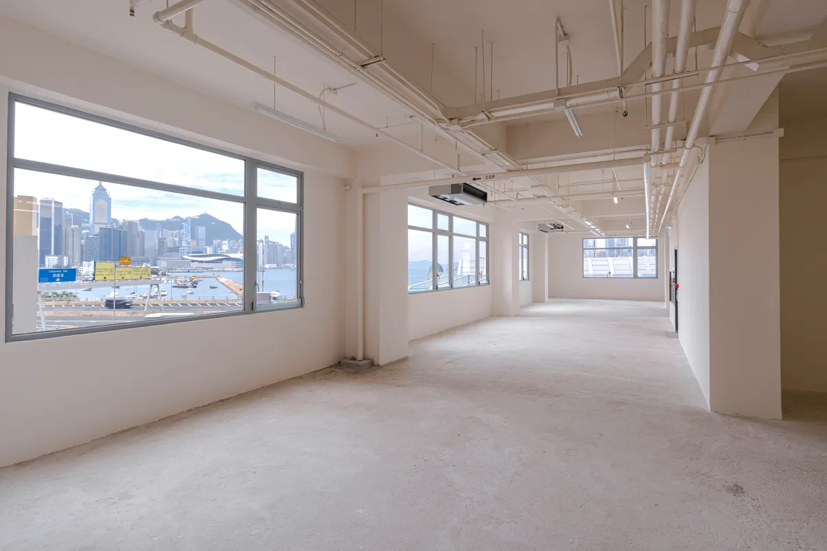 Rare Harbourfront Unit with Impressive Features, 1050 sqm, pop up store in Hong Kong