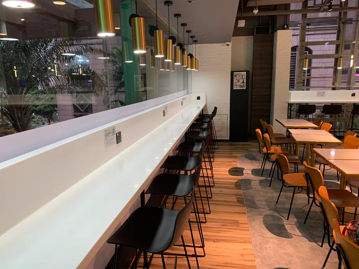 Ready-to-Use Restaurant/Cafe Space in Central, 736 sqm, retail activation, pop-up rental in Hong Kong, third interior view