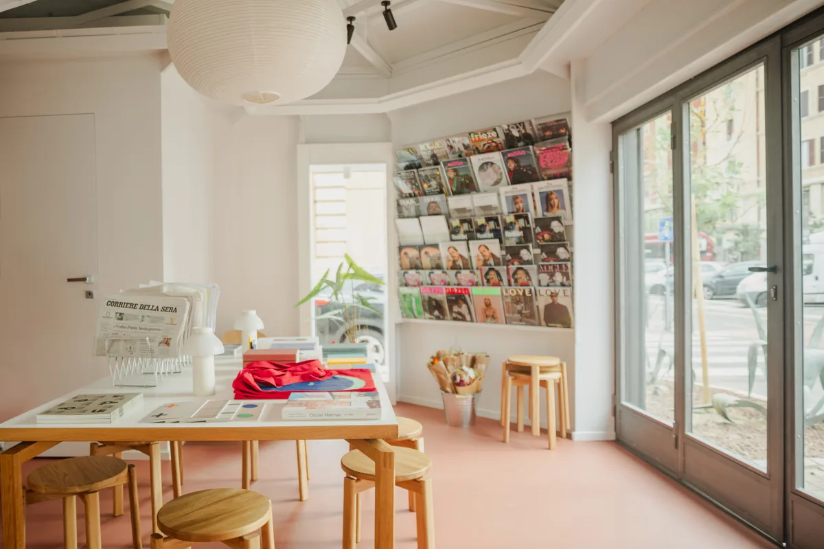 Redesign of Traditional Newsstand for Event Hosting, 21 sqm, pop up store in Roma