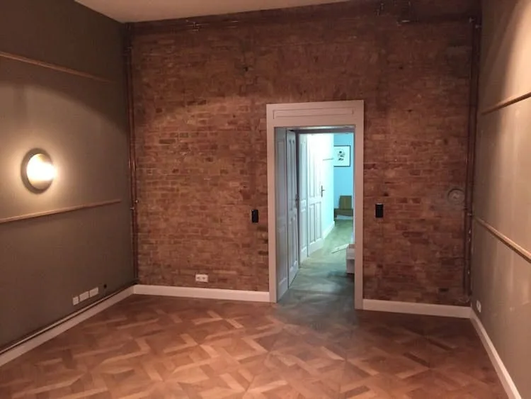 Refurbished 50 sqm Commercial Space in Prenzlauer Berg, Berlin — 3