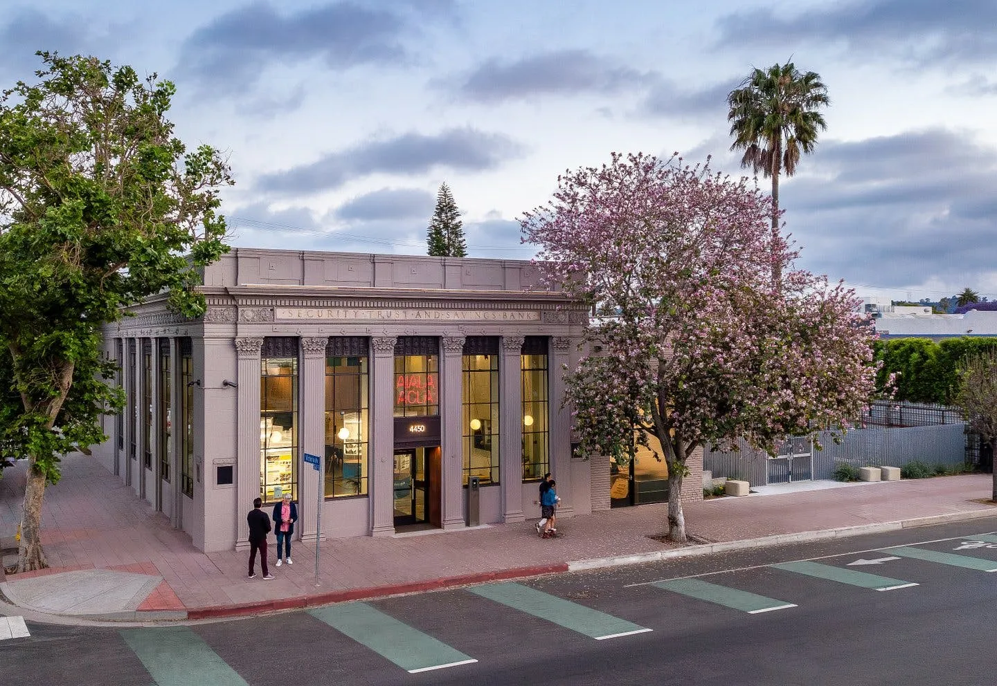 Reimagined 1927 Neo-Classical Landmark in Los Angeles — 2