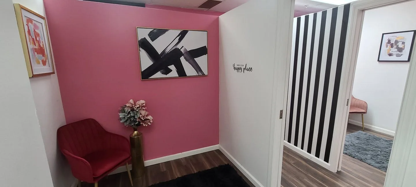 Remodeled Beauty Studio in Downtown Los Angeles — 3