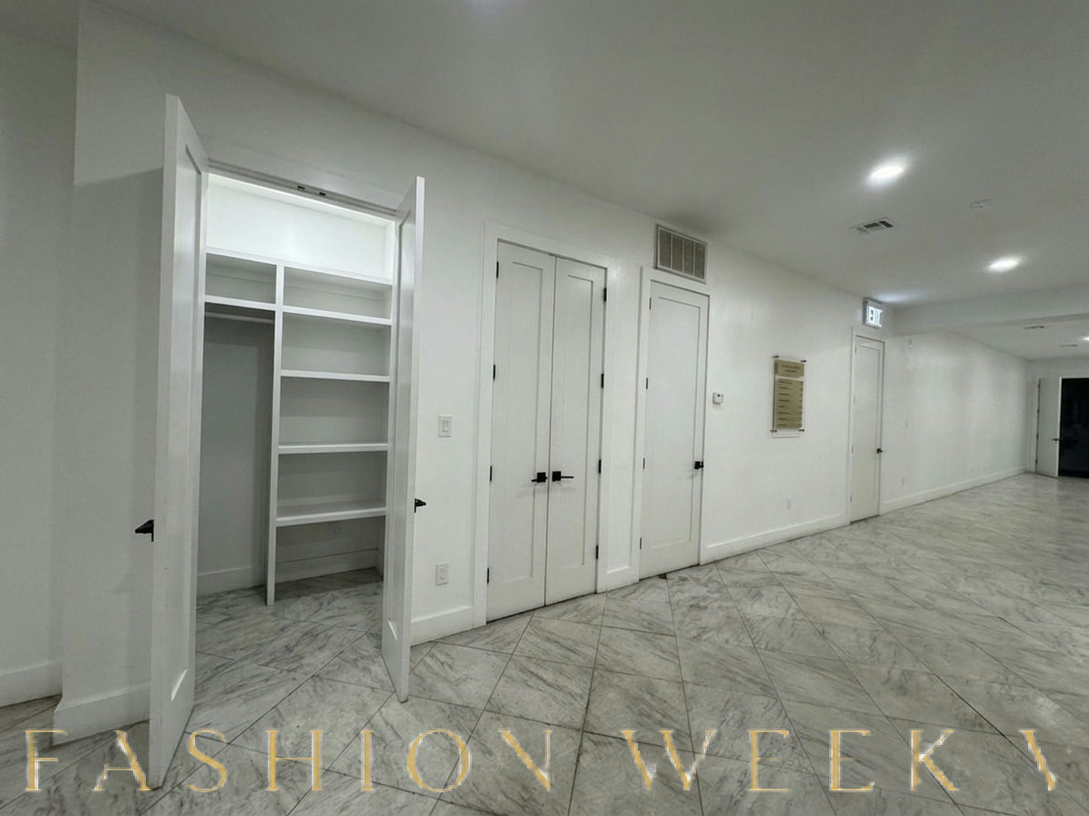 Renovated 1,700 SF Retail Space on Fulton Street, 167 sqm, pop up store in Brooklyn, second interior view