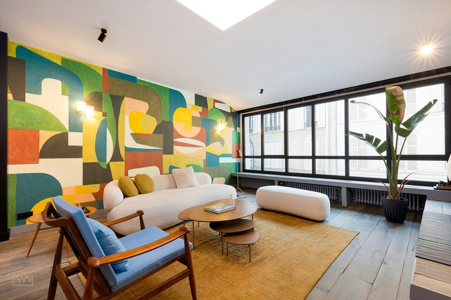 Renovated 100 sqm Duplex Loft on Rue du Colisée, Paris, content creation, pop-up rental