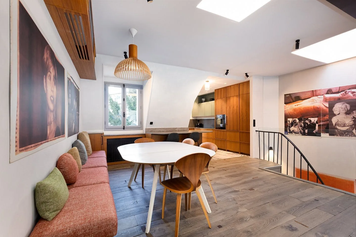 Renovated 100 sqm Duplex Loft on Rue du Colisée, Paris — 4