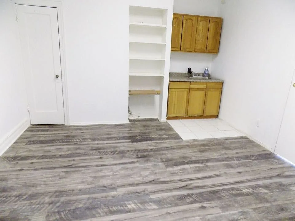 Renovated Brooklyn Storefront in New Lot — 3