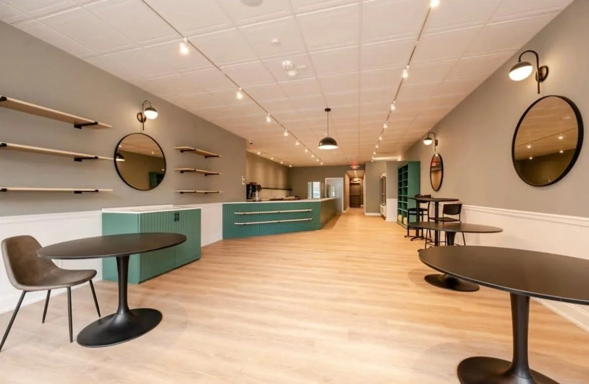 Renovated Commercial Venue Near NYU Langone in Mineola — 5