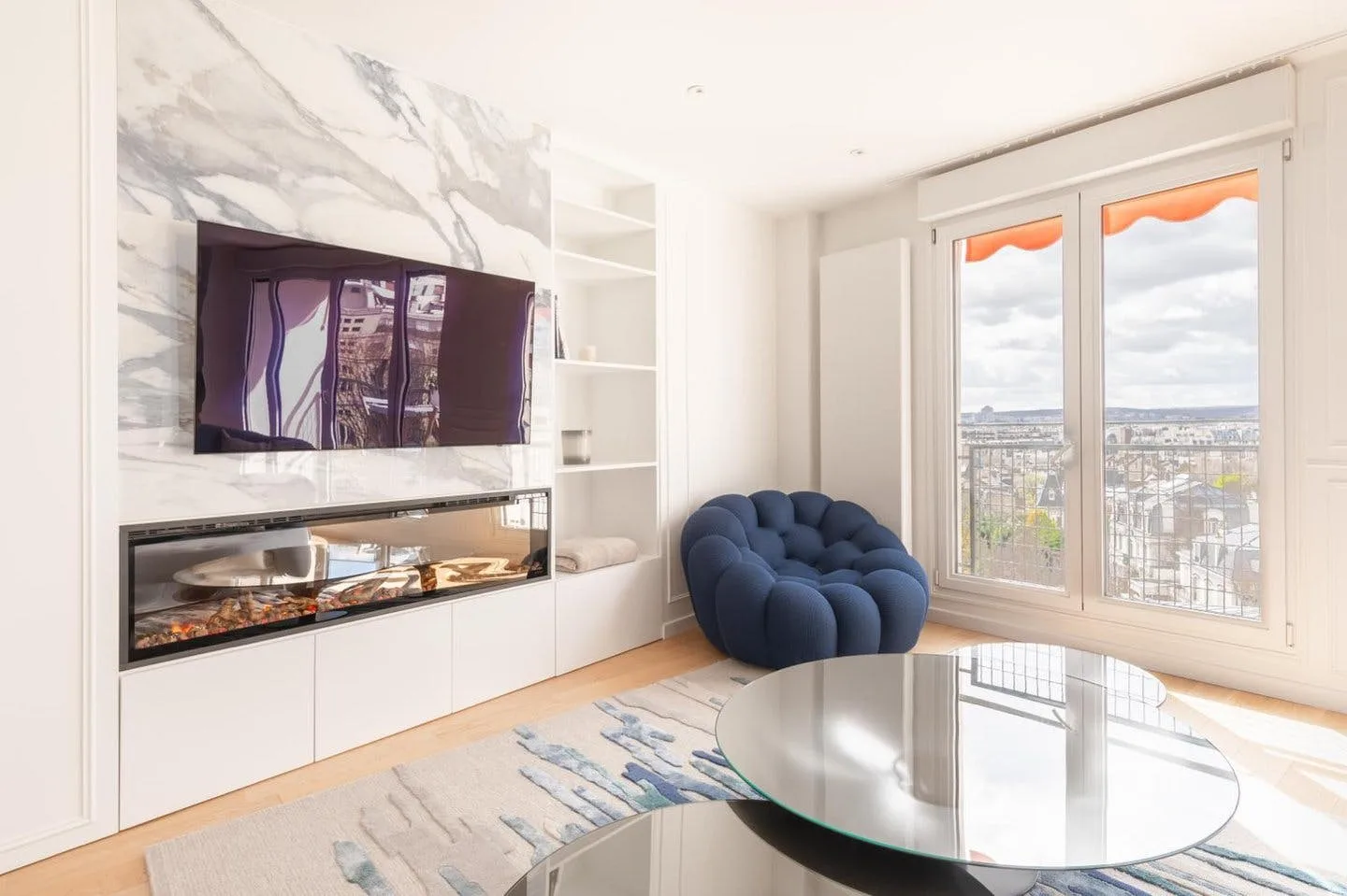 Renovated Photography Apartment in Paris 16th Arrondissement — 2
