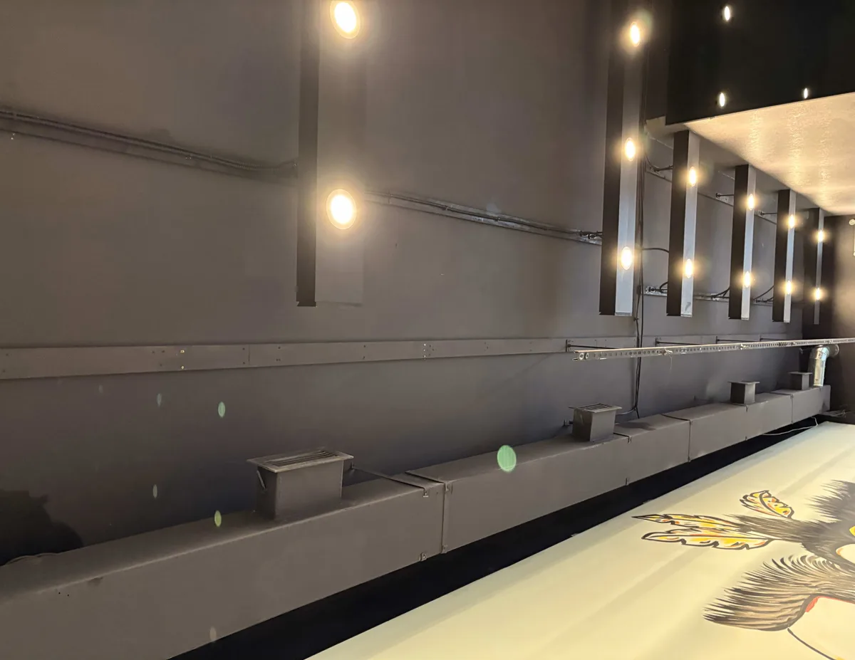 Renovated Retail Space with Vaulted Ceilings, 217 sqm, pop up store in Toronto, additional interior view