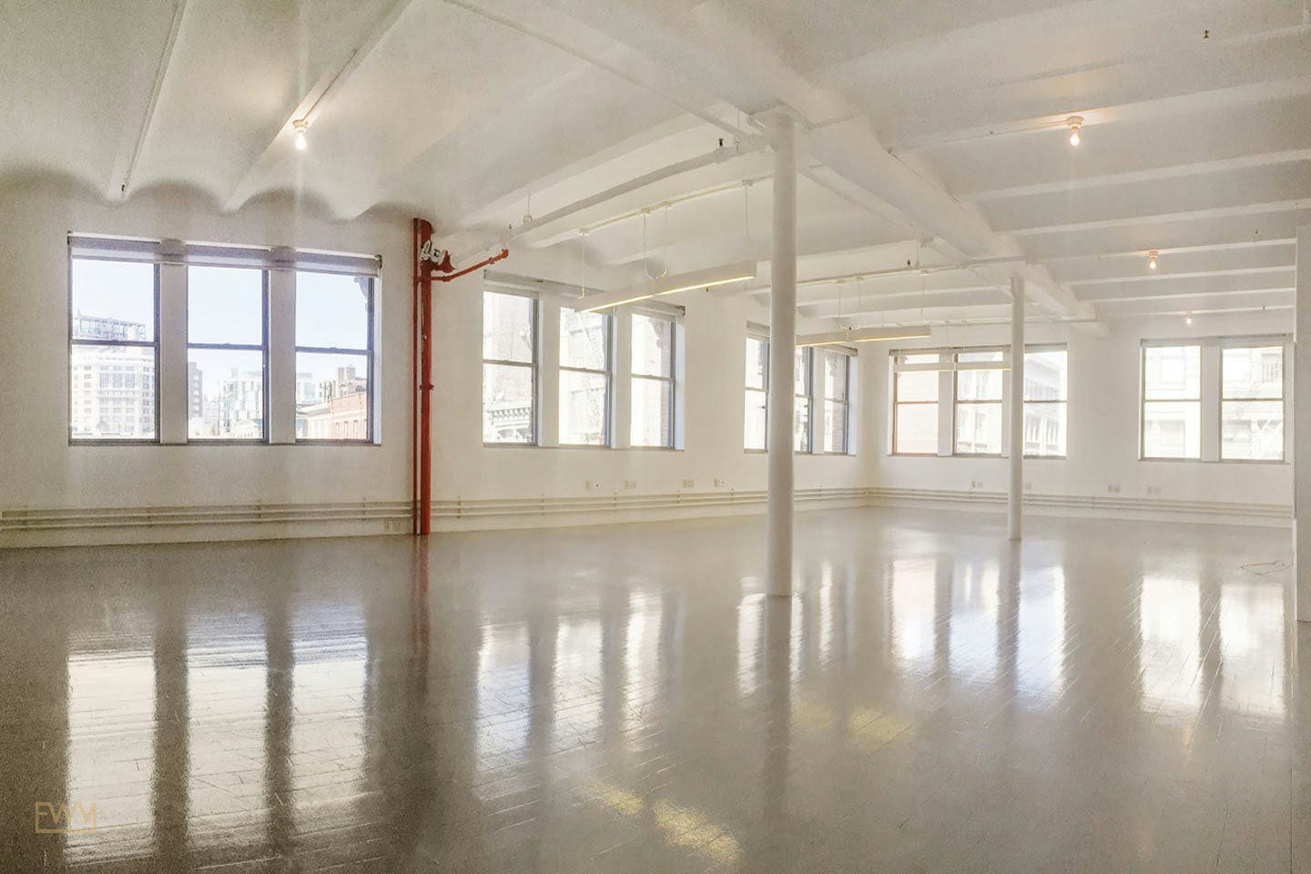 Renovated Showroom for Events and Private Sales in SoHo, 288 sqm, pop up store in New York