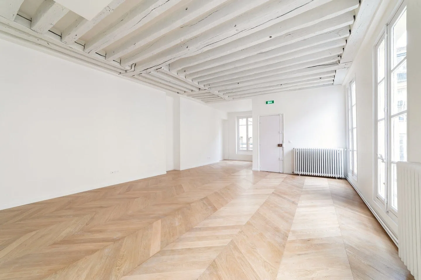 Renovated Showroom on Rue du Faubourg Saint Honoré — 2