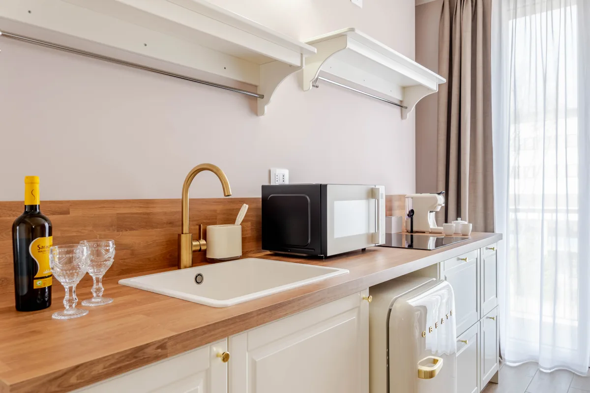 Residential Production Set – 12 Furnished Apartments, 60 sqm, photo shoot, pop-up rental in Cologno Monzese