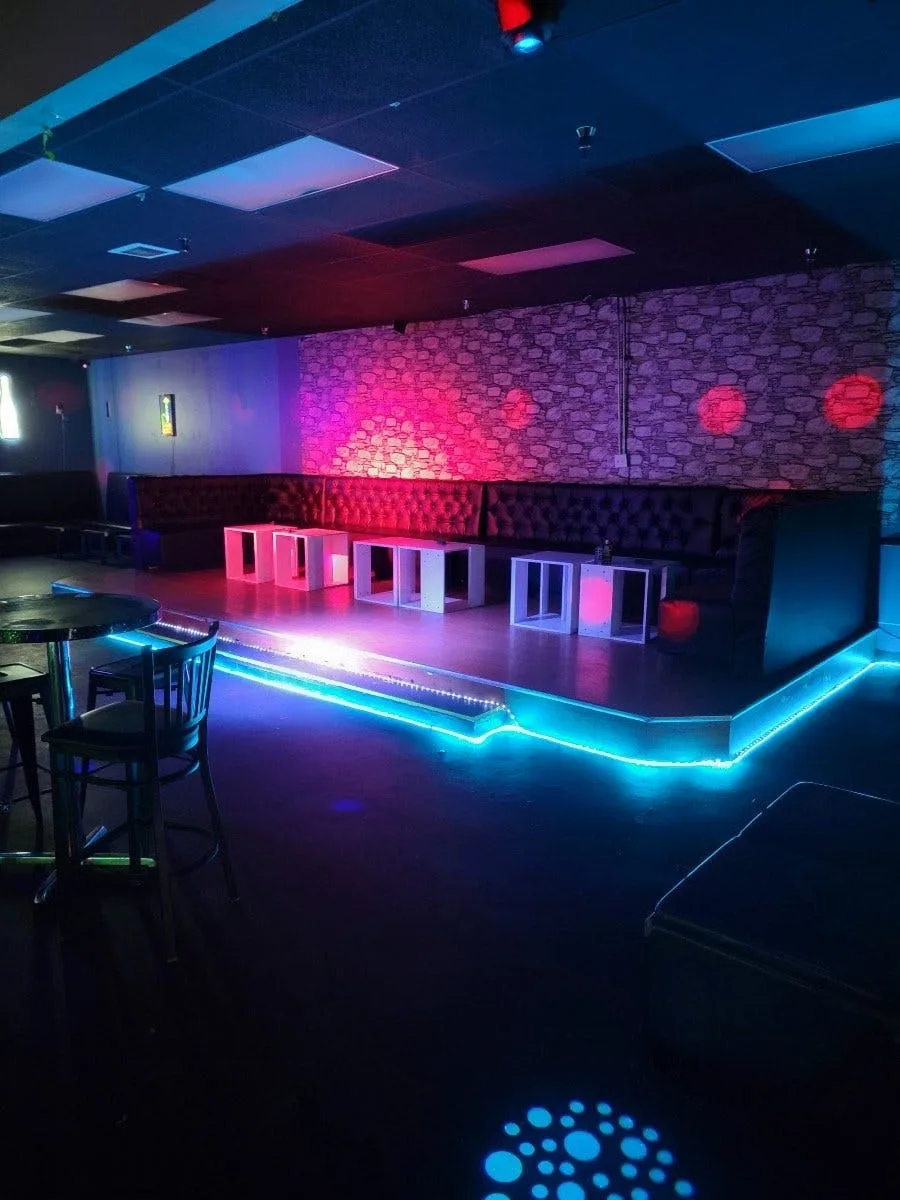 Restaurant, Bar, and Lounge Space in Lithonia