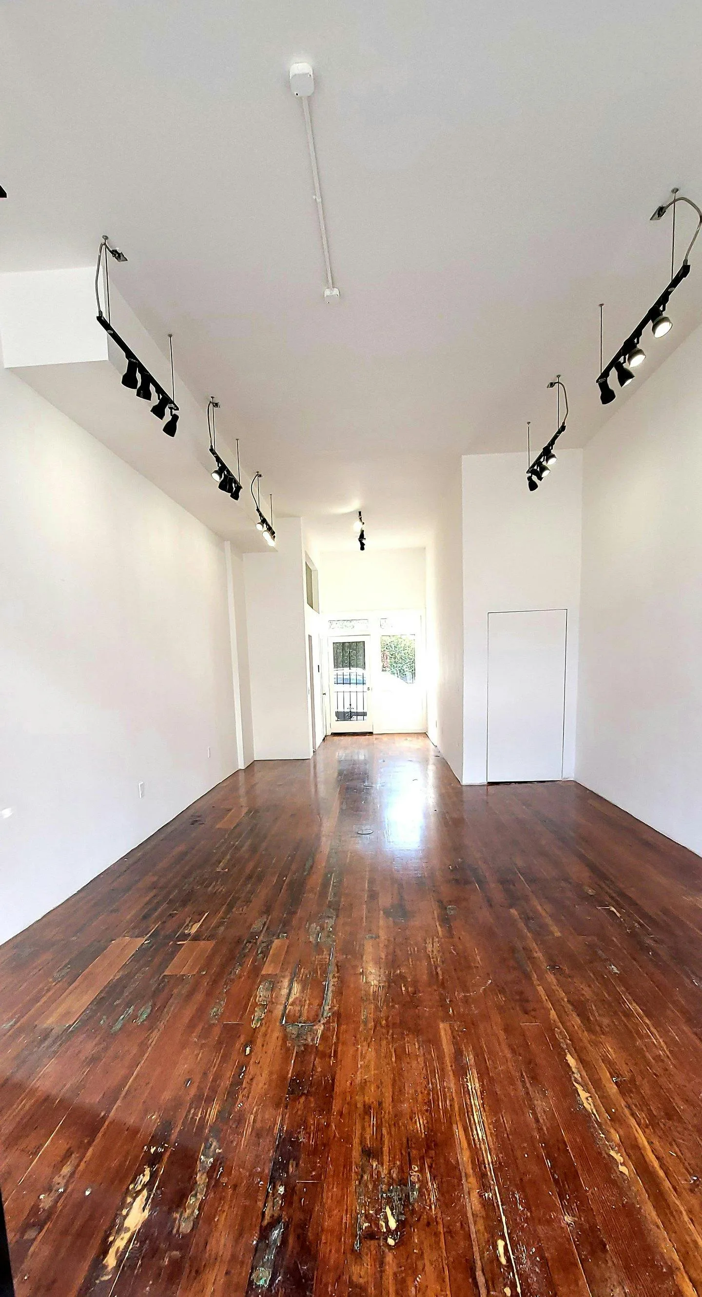 Retail and Event Space at 3118 Sunset Boulevard, Los Angeles — 5