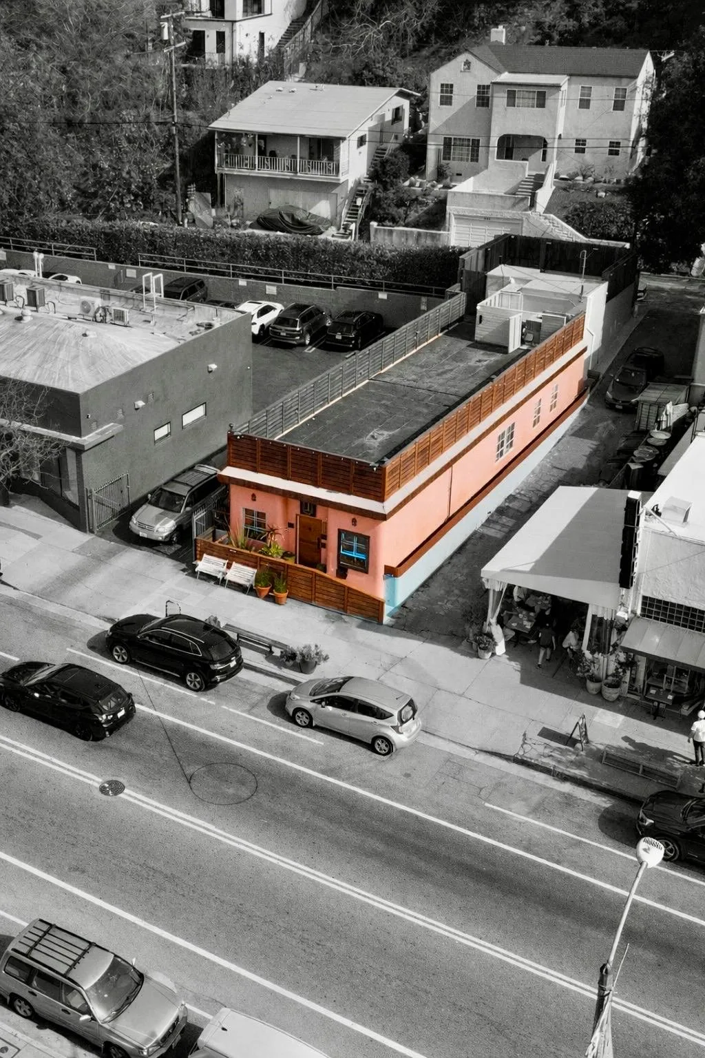 Retail and Event Venue on Silver Lake Boulevard, Los Angeles — 3