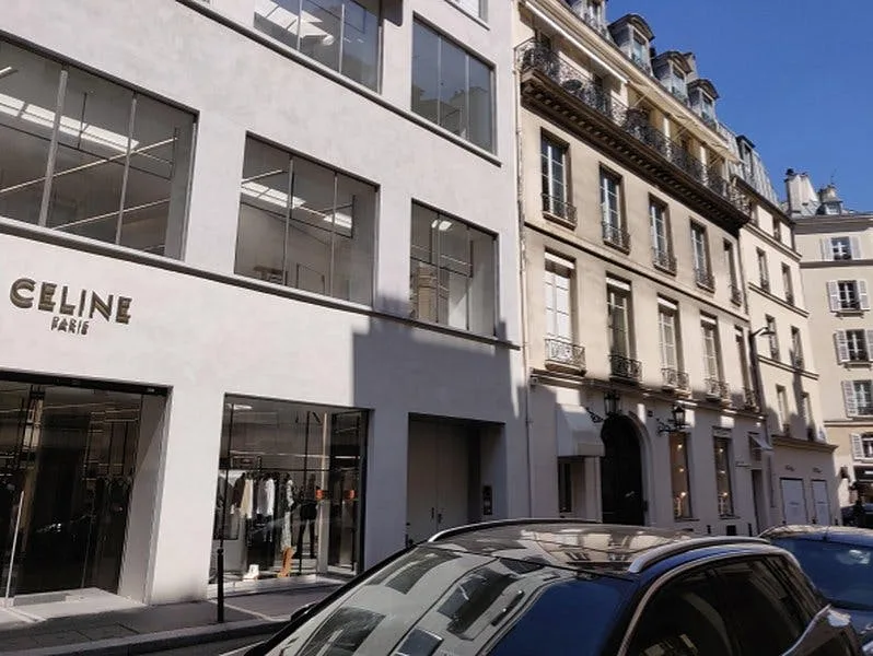 Retail and Gallery Space on Rue de Grenelle, Paris — 2