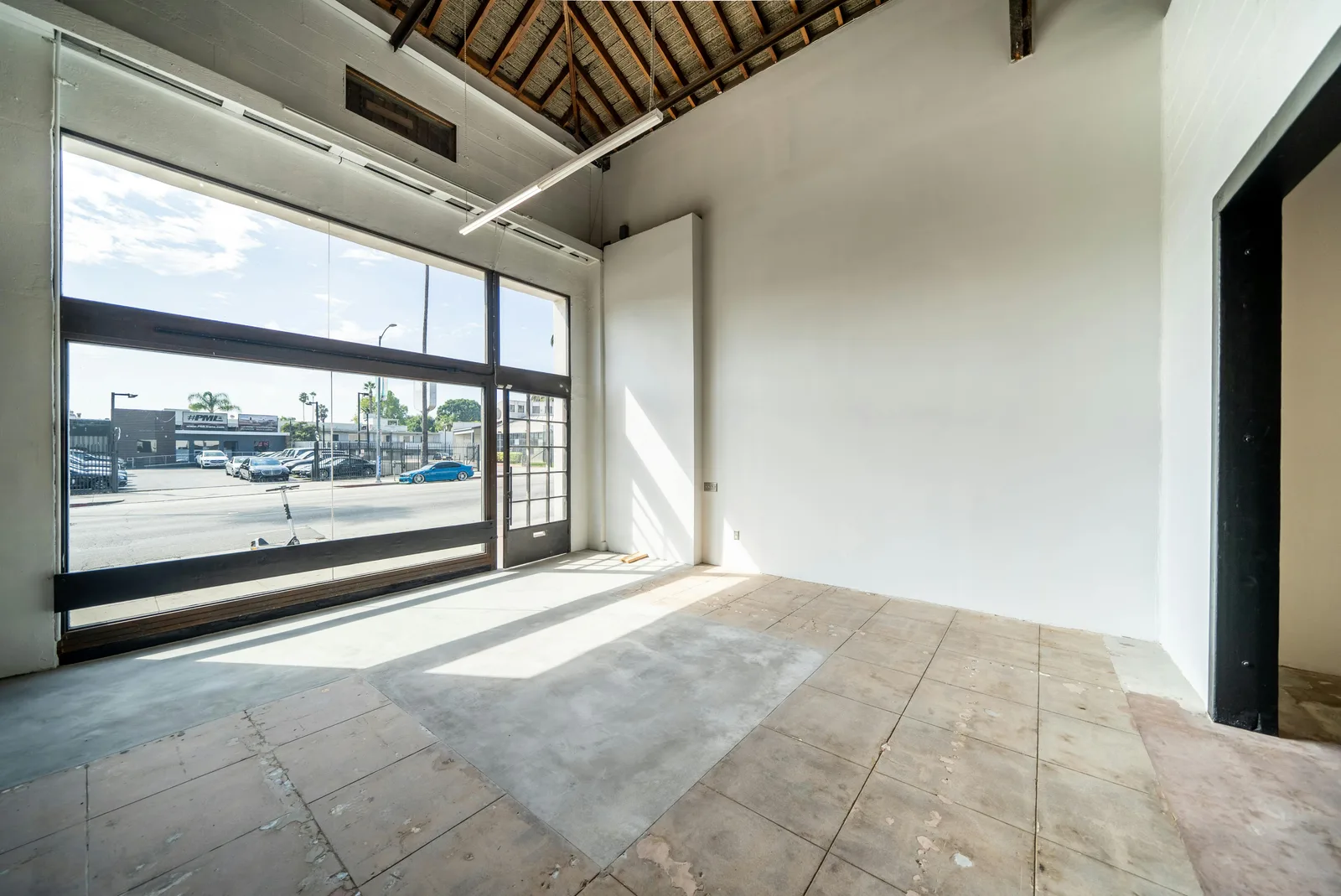 Retail and Gallery Space on West Sunset Boulevard — 5