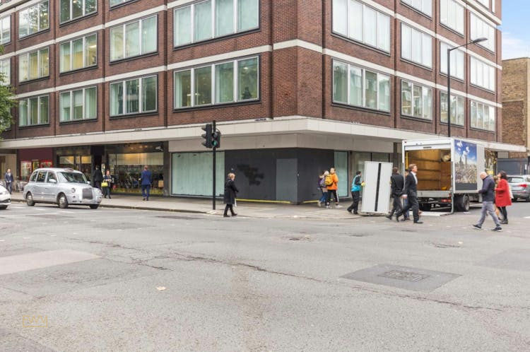 Retail and Showroom Space on Old Compton Street, London, 9 sqm, pop up store