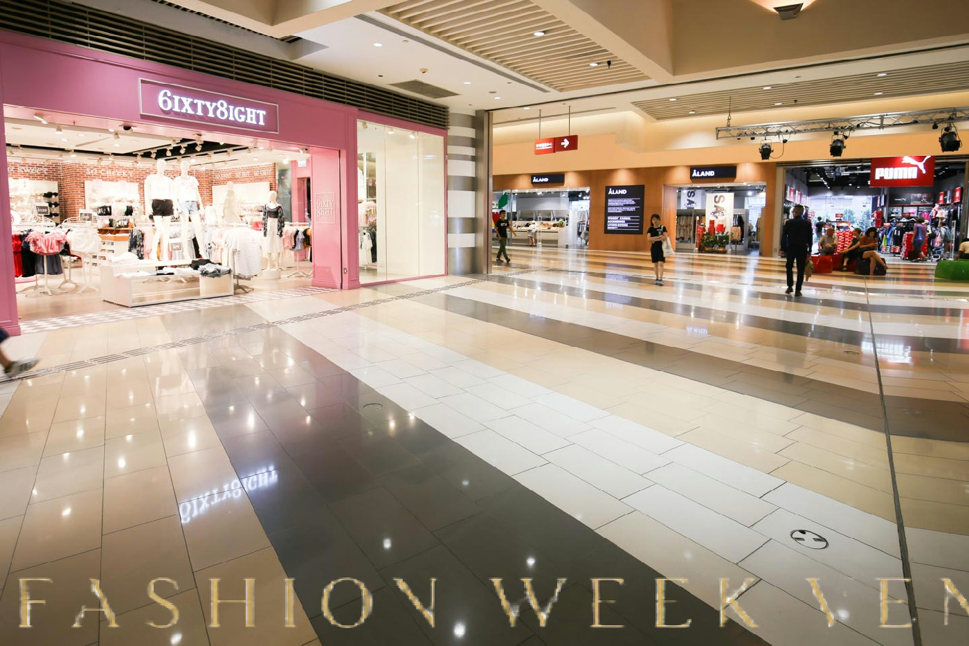 Retail Booth at Kowloon Bay Mall Entrance, 19 sqm, pop up store in Hong Kong, additional interior view