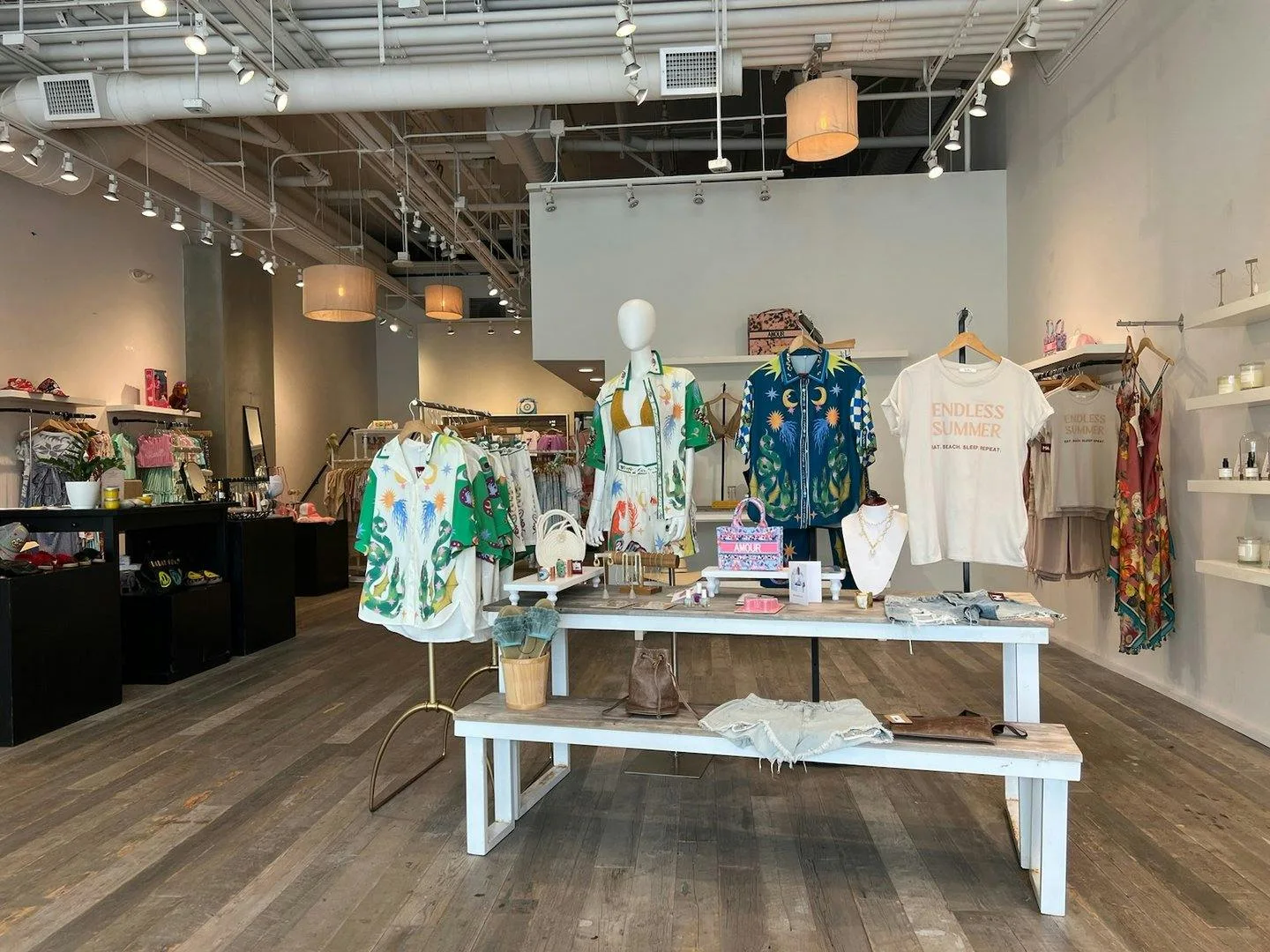Retail Floor and Wall Space in Playa Vista, Los Angeles — 2