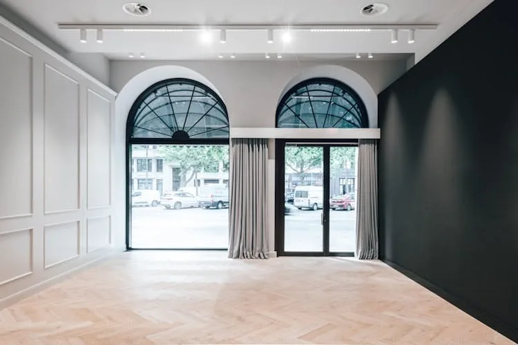 Retail Showroom Space on Kurfürstendamm, Berlin — 2