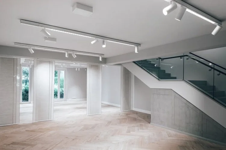 Retail Showroom Space on Kurfürstendamm, Berlin — 4